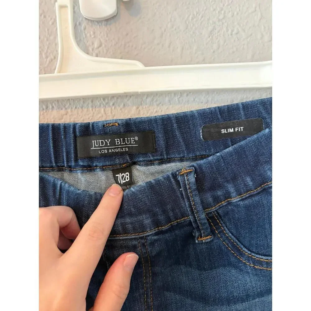 Judy Blue Slim Fit Dark Wash Stretch Waist Jeans size 7/28. 28in inseam. - Picture 2 of 4